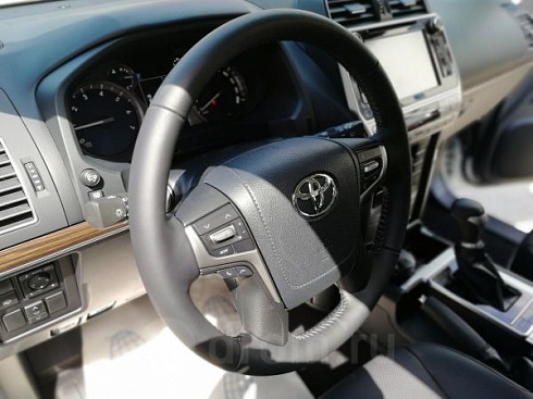 Toyota Land Cruiser Prado 4.0 AT Престиж