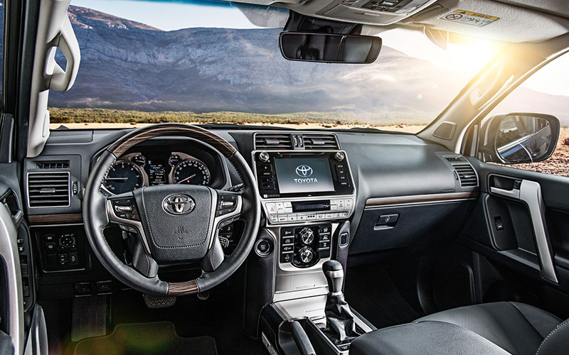 Toyota Land Cruiser Prado - Ваша выгода до 370000 руб.*